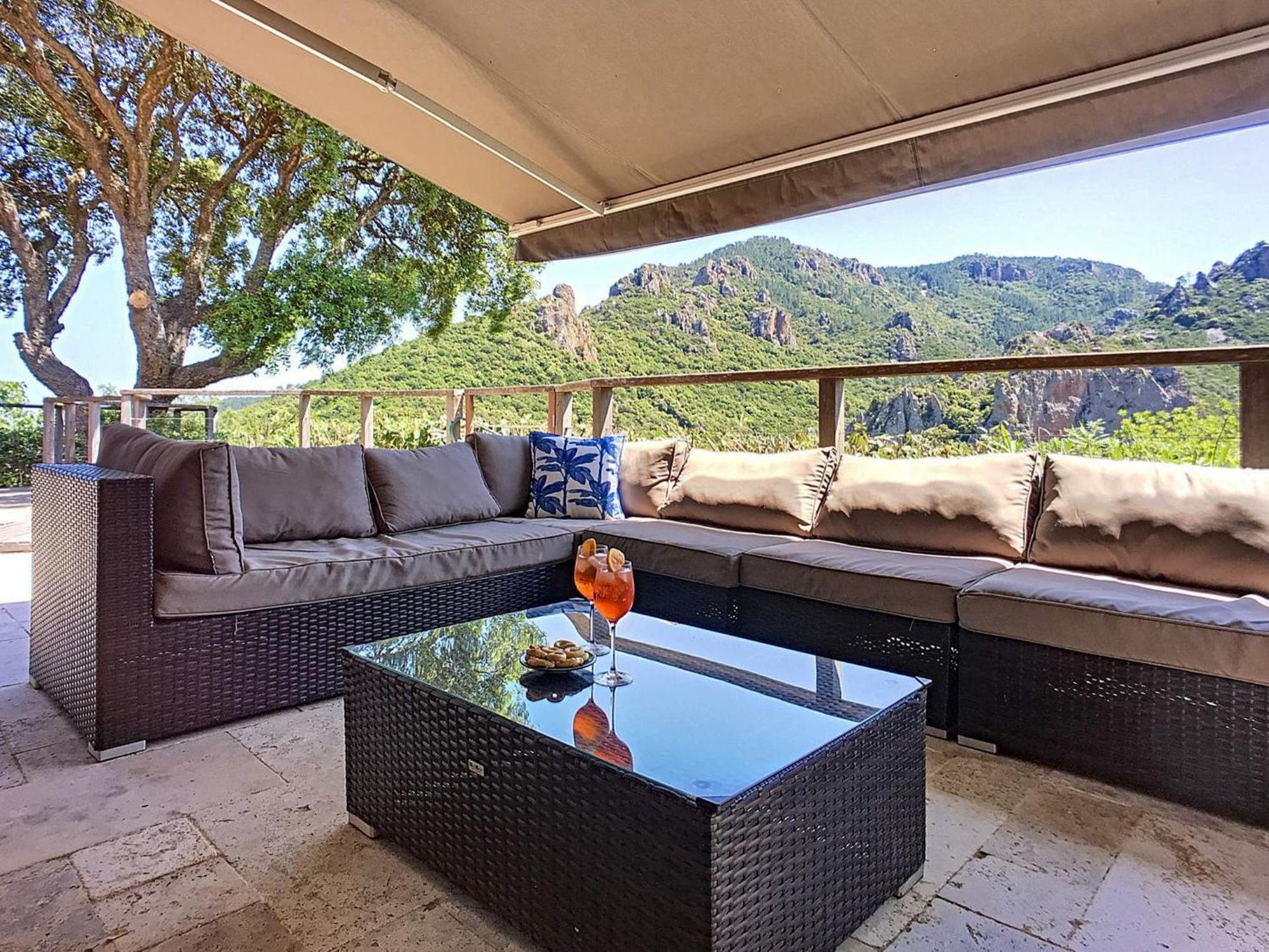Les Roches Hacienda Provencale Fréjus