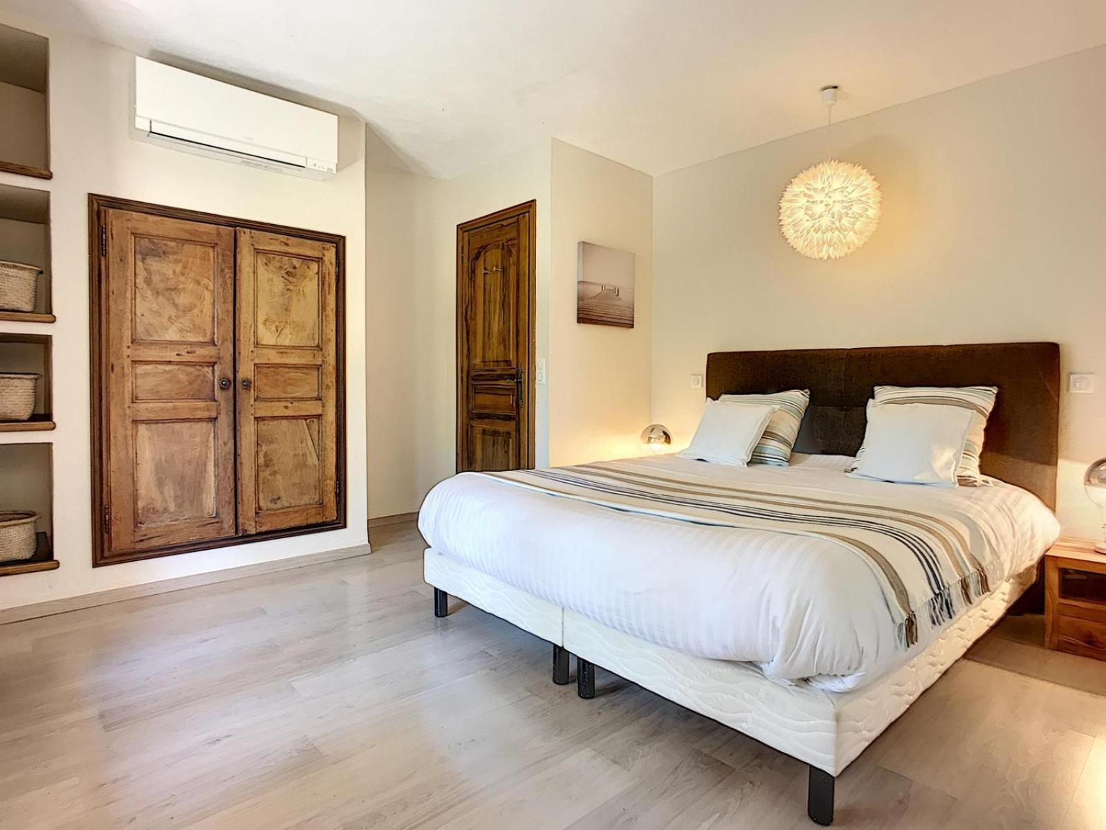 Les Roches Hacienda Provencale Villa Fréjus